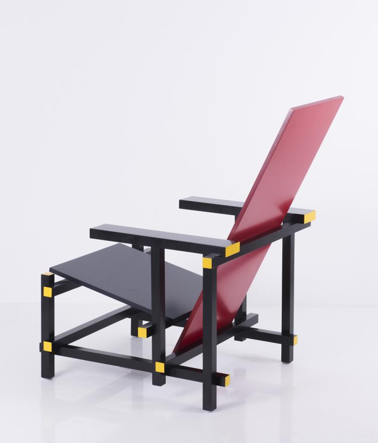 Bild 3 zu Objekt, 'Red-Blue' armchair, 1918, Gerrit Rietveld, Cassina, Mailand (zugeschrieben), 133B 185