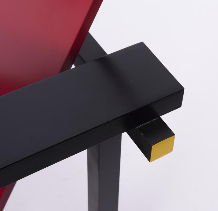 Bild 11 zu Objekt, 'Red-Blue' armchair, 1918, Gerrit Rietveld, Cassina, Mailand (zugeschrieben), 133B 185