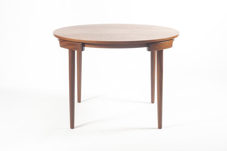 Bild 5 zu Objekt, Table and four chairs, 1962, Hans Olsen, Frem R&oslash;jle M&oslash;belfabrik, 133B 470