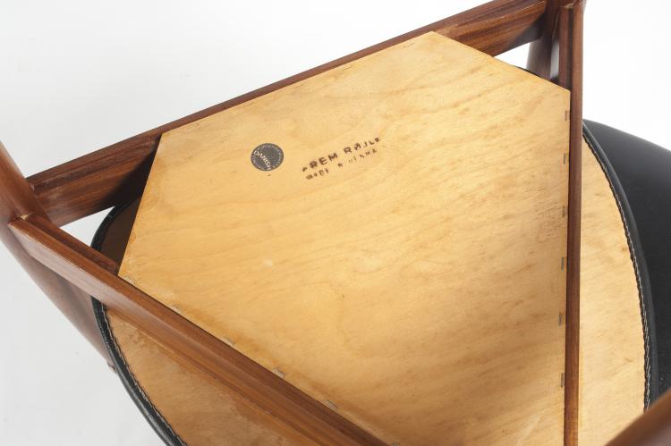 Bild 7 zu Objekt, Table and four chairs, 1962, Hans Olsen, Frem R&oslash;jle M&oslash;belfabrik, 133B 470