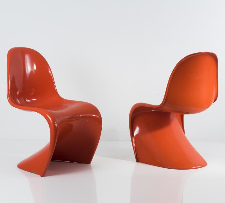 Bild 2 zu Objekt, Two 'Panton' chairs, 1962/67, Verner Panton, Miller, Herman, Zeeland; Fehlbaum Production, Weil am Rhein, 133B 473