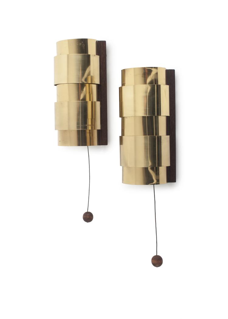 Hauptbild zu Objekt, Two 'V 149' brackets, c1970, Hans-Agne Jakobsson, Jakobsson, Hans-Agne, Markaryd, 133B 534