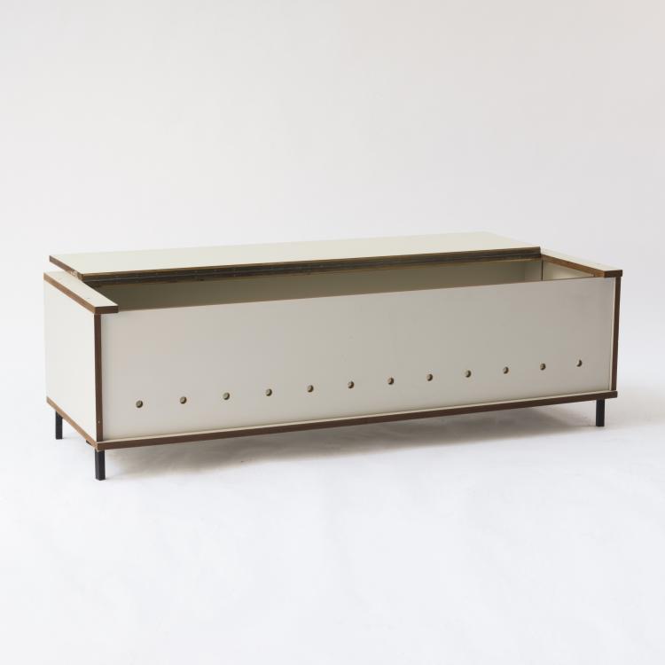 Bild 1 zu Objekt, '125' linen chest, 1950/56, Hans Gugelot, Bofinger, Wilhelm, Ilsfeld, 133A 76