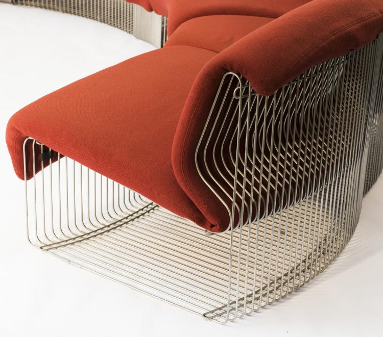 Bild 1 zu Objekt, Elf Sitzelemente 'Pantonova - 100', 1971, Verner Panton, Fritz Hansen, Aller&oslash;d, 133B 547