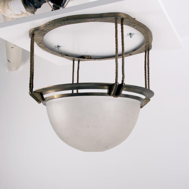 Bild 4 zu Objekt, Deckenleuchte, 1905/06, Henry van de Velde, Bergner, Otto, Berka, oder Seyffart, Otto, Altenburg, 136A 10