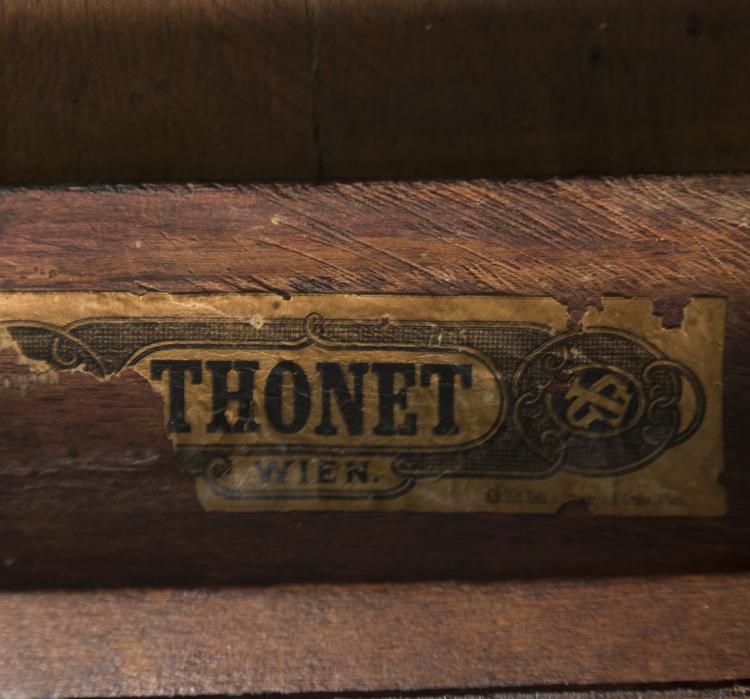 Bild 5 zu Objekt, Zwei St&uuml;hle '511', um 1905, Thonet, Wien, 134D 748