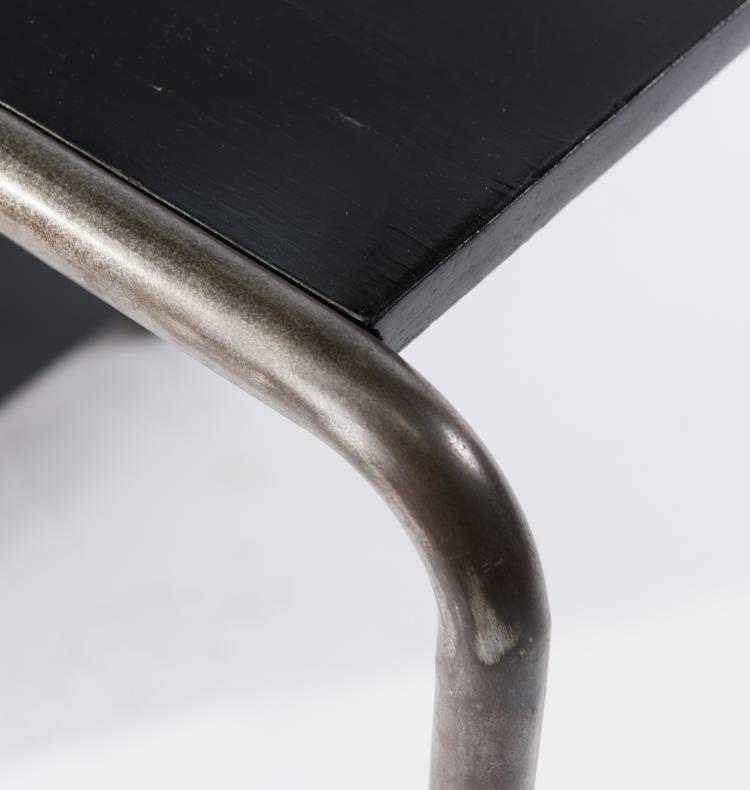 Bild 3 zu Objekt, Kleiner Schreibmaschinentisch 'B 21/1', um 1935c, Thonet, Frankenberg, 134D 814