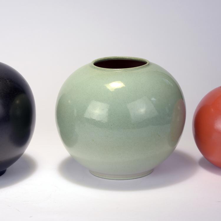 Bild 2 zu Objekt, Vier Vasen, 1930/1935, Martha Katzer, Karlsruhe, Majolikamanufaktur, 134D 812