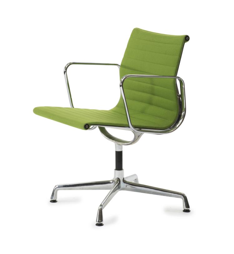 Hauptbild zu Objekt, Armlehnstuhl 'Aluminium Group', 1958, Vitra Design, Weil am Rhein, 134D 904