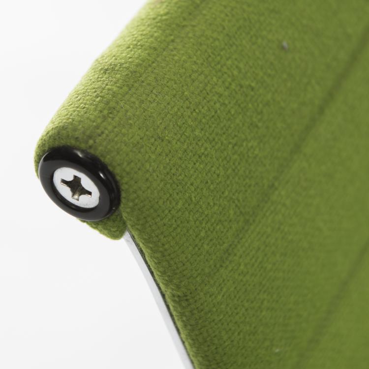 Bild 6 zu Objekt, Armlehnstuhl 'Aluminium Group', 1958, Vitra Design, Weil am Rhein, 134D 904