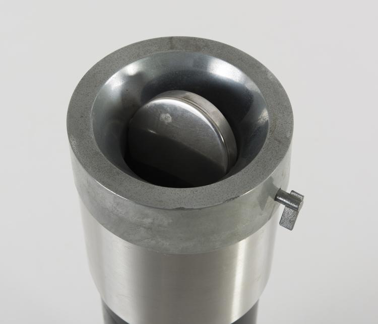Bild 1 zu Objekt, Floor ashtray, c1960, Joe Colombo, Stilnovo, Mailand, 134A 18