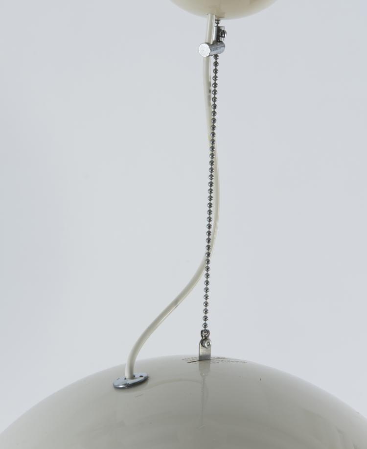 Bild 5 zu Objekt, Three 'Pallade' pendant lights, 1968, Artemide, Mailand, 134A 163