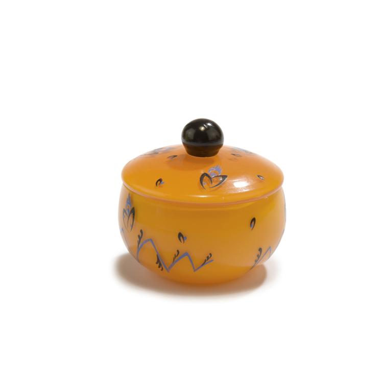 Hauptbild zu Objekt, Kleine Deckeldose, um 1915, L&ouml;tz Wwe., Klosterm&uuml;hle, 135 293