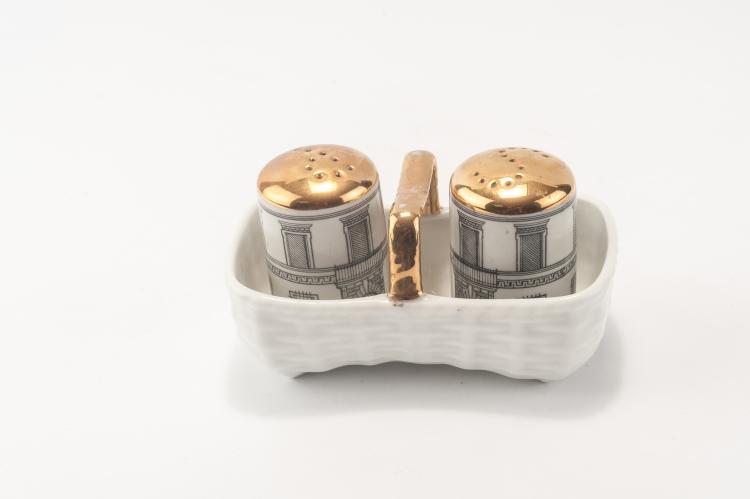 Bild 1 zu Objekt, 'Architettura' salt and pepper cellars with basket, 1960s, Piero Fornasetti, Fornasetti, Mailand, 134A 224