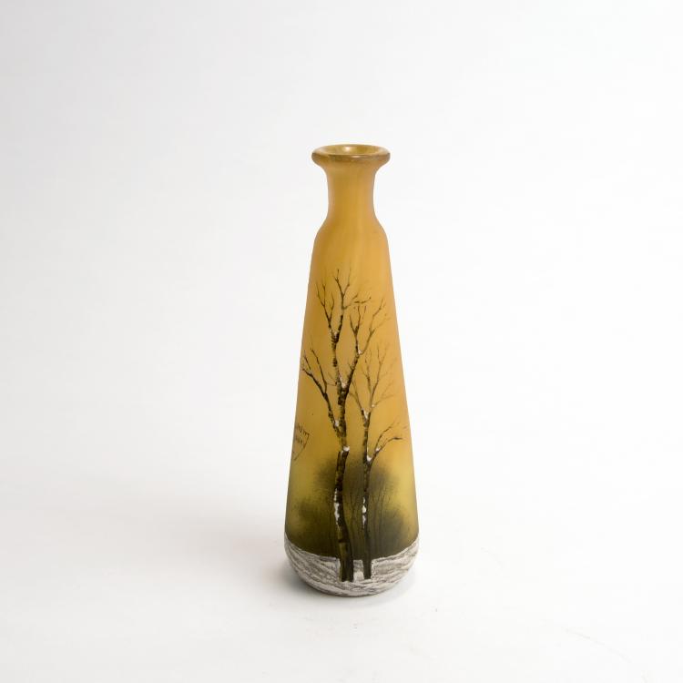 Bild 1 zu Objekt, 'Cr&eacute;puscule sous la neige' or 'Arbres en hiver' vase, c1906, Daum Fr&egrave;res, Nancy, 135 47