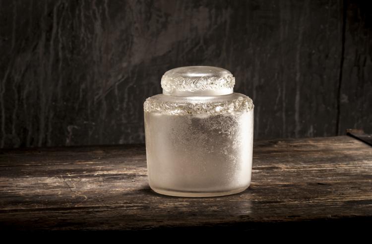 Hauptbild zu Objekt, Lost-wax 'Roses' jar, c1920, Lalique, Ren&eacute;, Wingen-sur-Moder, 135 174