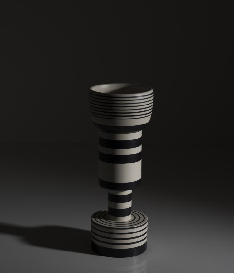 Bild 1 zu Objekt, 'Vaso Calice' vase, c1986, Ettore Sottsass, Bitossi, Montelupo, 134A 27