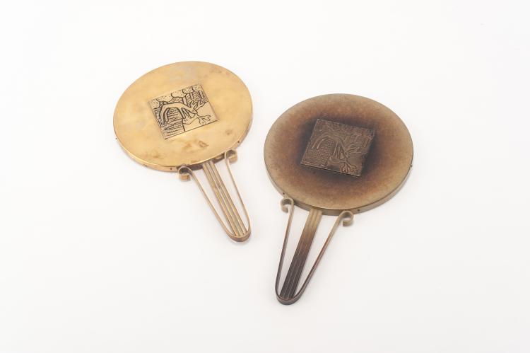 Bild 1 zu Objekt, Two hand mirrors, 1930s, Carl Einar Borgstr&ouml;m, Ystad Metall, Ystad, 134B 310