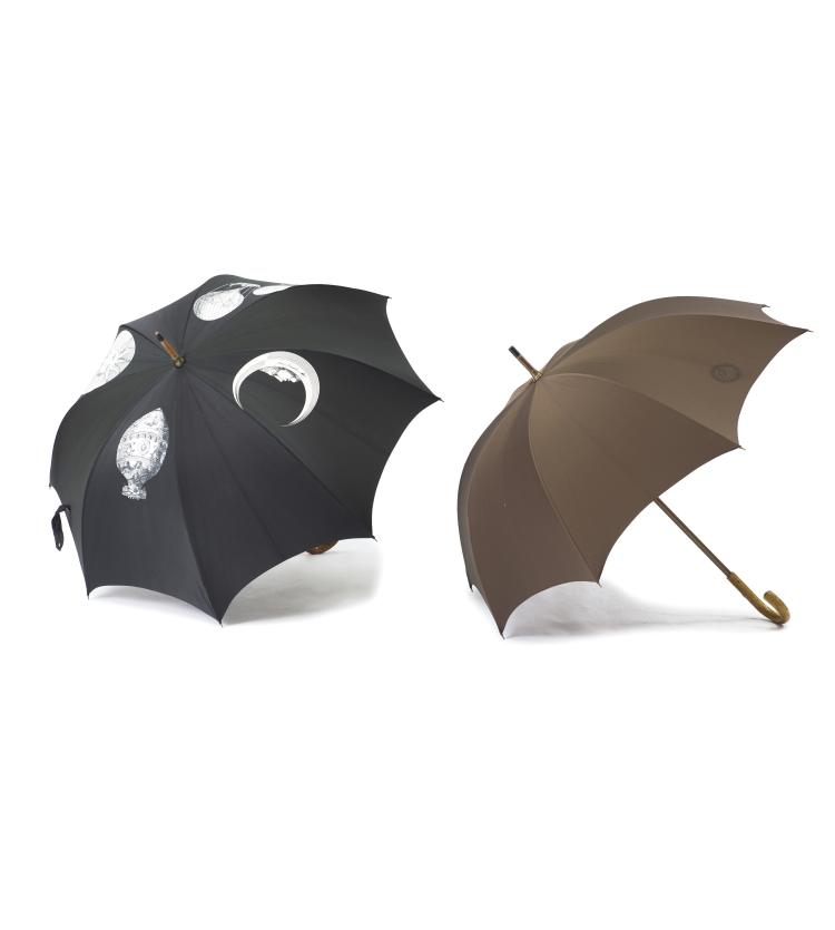 Hauptbild zu Objekt, Two 'Sol e Luna' umbrellas, 1990s, Barnaba Fornasetti, Fornasetti, Mailand, 134A 229
