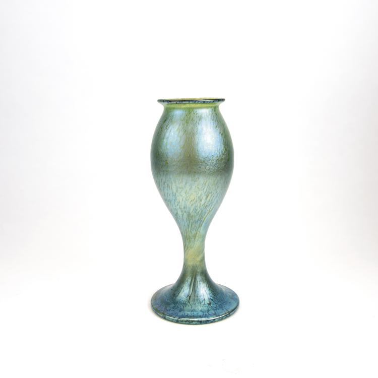 Hauptbild zu Objekt, 'Papillon'-Vase, 1898, L&ouml;tz Wwe., Klosterm&uuml;hle, 135 253