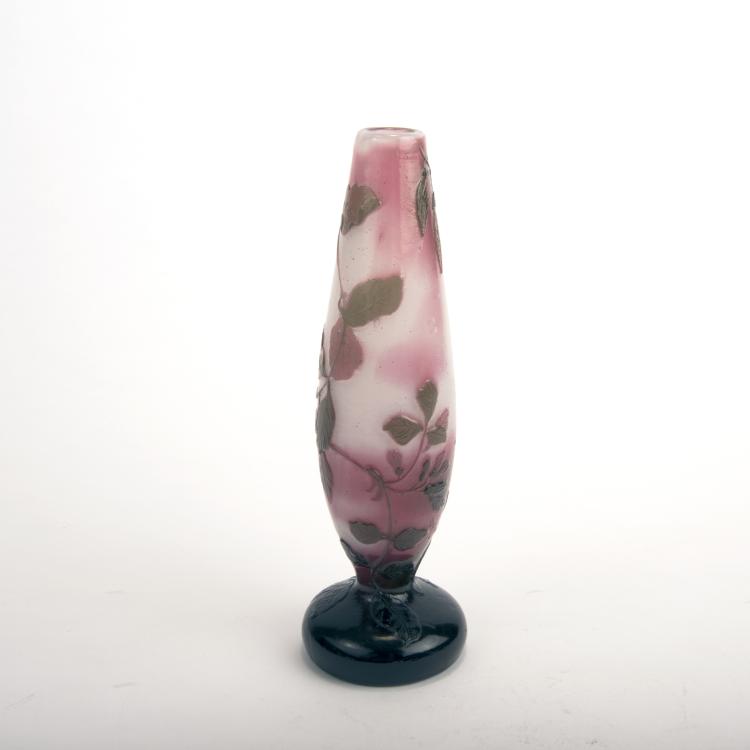 Bild 1 zu Objekt, 'Glycines' vase, c1900, Mabut, Jules, Cristalleries de la Paix, Paris, 135 205