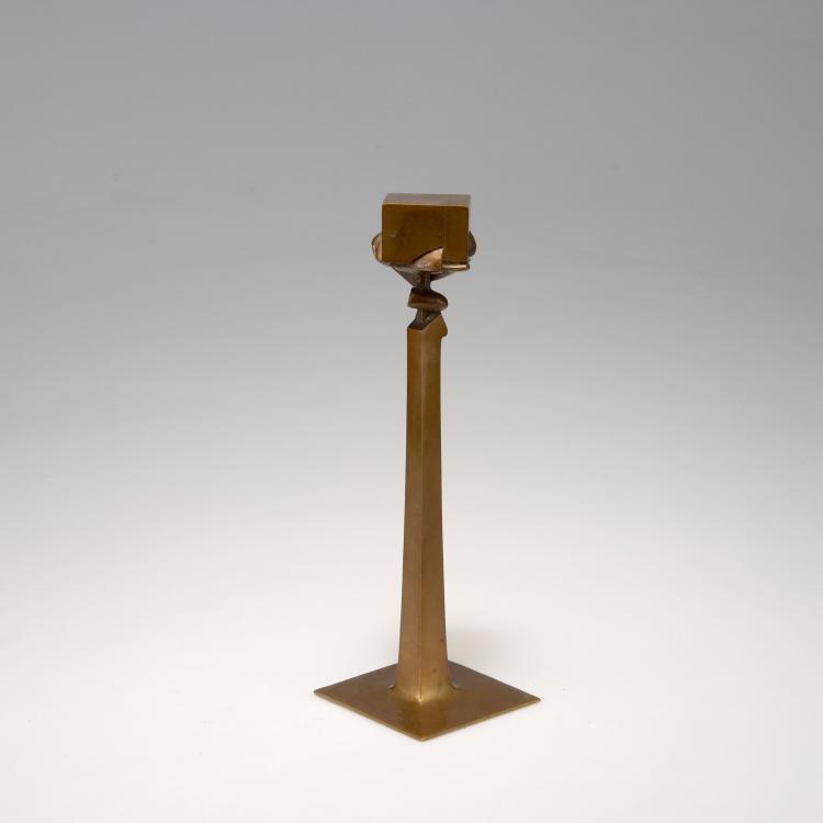 Bild 1 zu Objekt, 'Kleine S&auml;ulenkaryatide B', 1968, Fritz Koenig, 136B 79