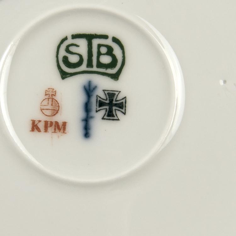 Bild 2 zu Objekt, Mocha cup and small 'Ceres' plate, 1912, Theodor Schmuz-Baudiss, Berlin, KPM, 135 507