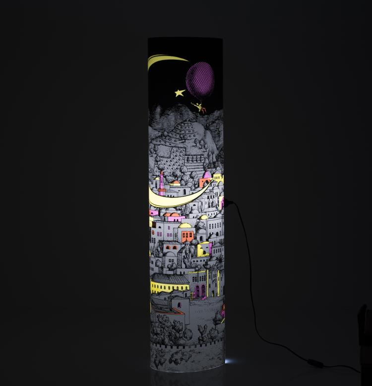 Bild 1 zu Objekt, 'Gerusalemme by Night' floor lamp, c1995, Barnaba Fornasetti, Antonangeli Illuminazione, Paderno Dugnano/Mailand; Fornasetti, Mailand, 134A 235