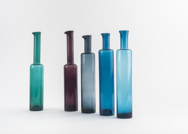 Bild 1 zu Objekt, Five bottles, c1958, Nanny Still McKinney, Riihim&auml;en Lasi Oy, Finnland, 134B 323