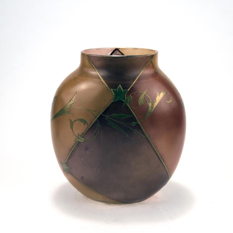 Bild 1 zu Objekt, 'Birds of Paradise' vase, c1910, B&ouml;hmen, 135 242