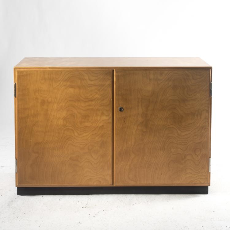 Bild 1 zu Objekt, 'Inkombi' sideboard, 1933, Max Ernst Haefeli, Wohnbedarf, Basel, 137B 237