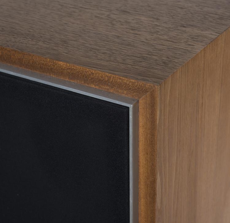 Bild 7 zu Objekt, Two 'Monitor TLS 80' loudspeakers with metal bases, c1974, IMF Electronics, 134B 515