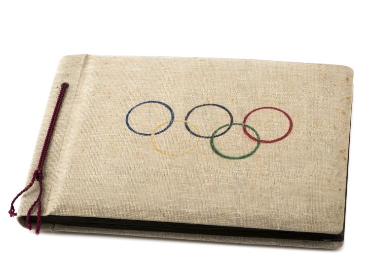 Hauptbild zu Objekt, Privates Album mit Fotografien der Olympischen Spiele in Berlin 1936 und Berliner Stadtansichten aus dem Jahr 1936, 136B 13