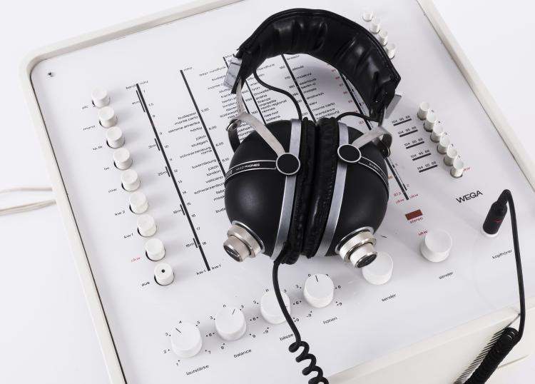 Bild 5 zu Objekt, '3300' stereo system, 1963, Verner Panton, Wega Radio GmbH, Fellbach, 137A 181