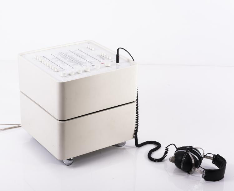 Bild 9 zu Objekt, '3300' stereo system, 1963, Verner Panton, Wega Radio GmbH, Fellbach, 137A 181