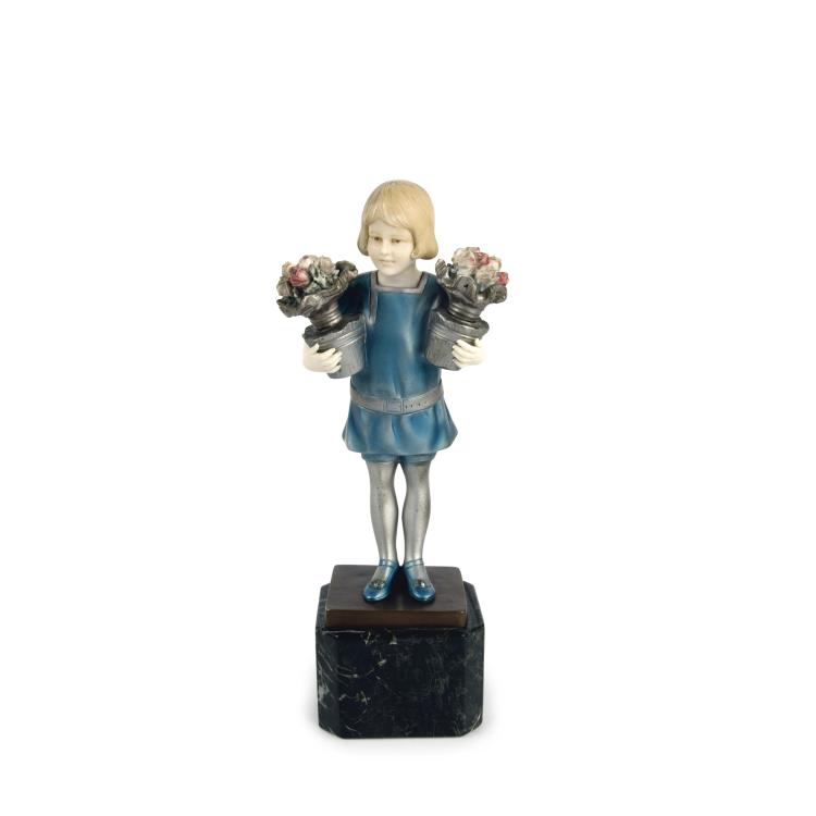 Hauptbild zu Objekt, 'Boy with Flowers', 1920s, Richard W. Lange, Rosenthal & Maeder, Berlin, 135 353
