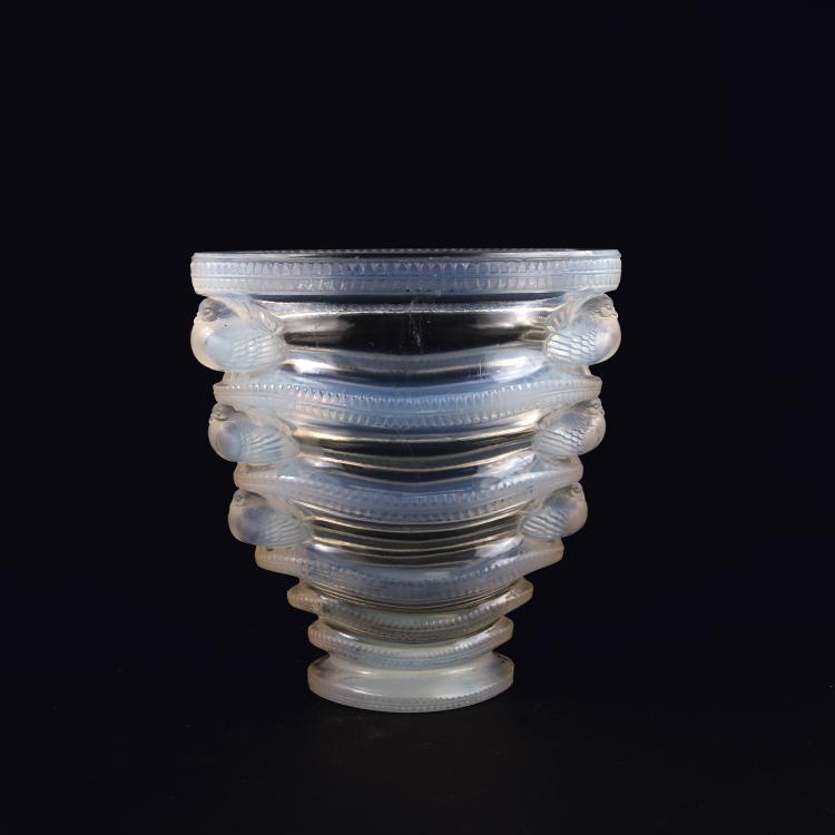 Hauptbild zu Objekt, Vase 'St. Marc', 1939 , Lalique, Ren&eacute;, Wingen-sur-Moder, 135 193