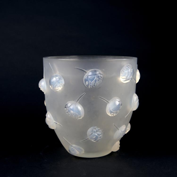 Bild 1 zu Objekt, 'Pivoines' vase, 1937, Lalique, Ren&eacute;, Wingen-sur-Moder, 135 192