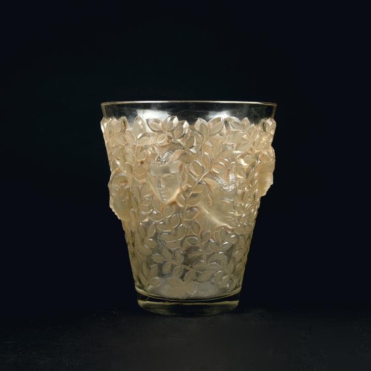Hauptbild zu Objekt, Vase 'Sil&egrave;nes', 1936, Lalique, Ren&eacute;, Wingen-sur-Moder, 135 191
