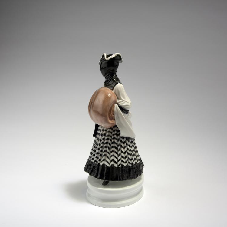 Bild 1 zu Objekt, 'Lady with muff' (Lo Hesse), 1918, Constantin Holzer-Defanti, Rosenthal, Selb, 135 549