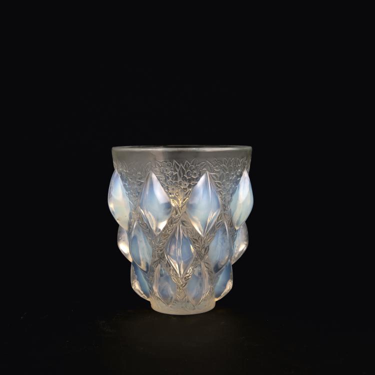 Hauptbild zu Objekt, Vase 'Rampillon', 1927, Lalique, Ren&eacute;, Wingen-sur-Moder, 135 181