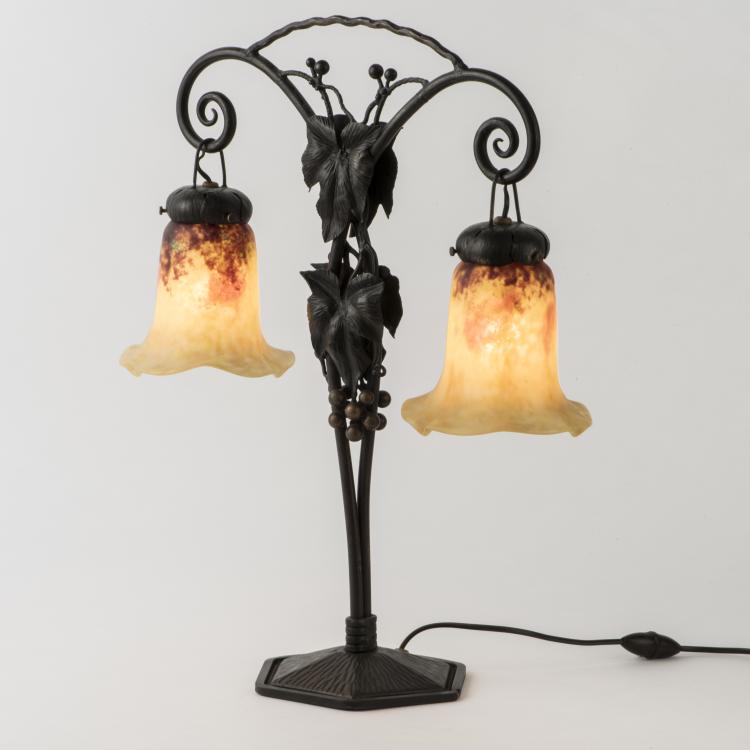 Bild 1 zu Objekt, Tischlampe 'Vigne', 1910-15, Daum Fr&egrave;res, Nancy, 135 64