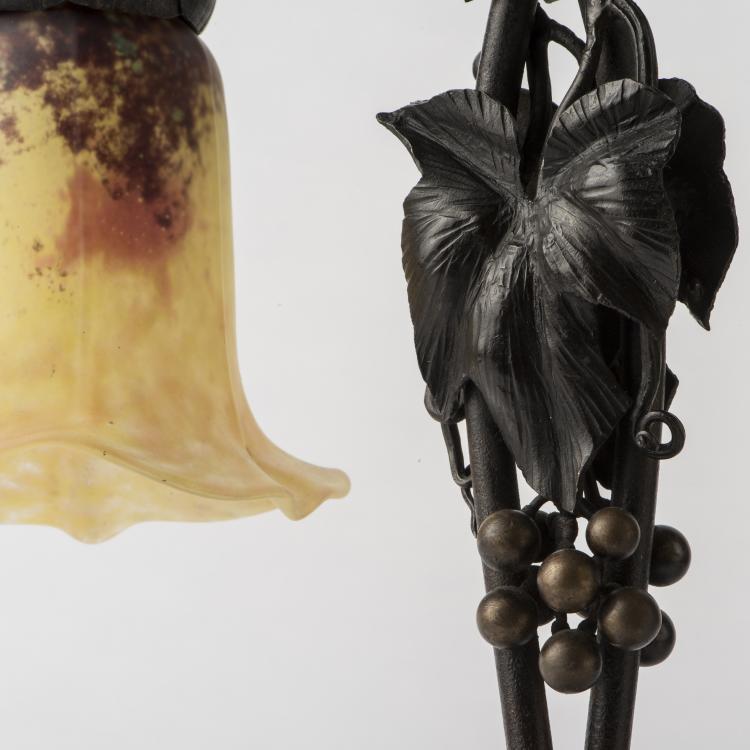 Bild 3 zu Objekt, Tischlampe 'Vigne', 1910-15, Daum Fr&egrave;res, Nancy, 135 64