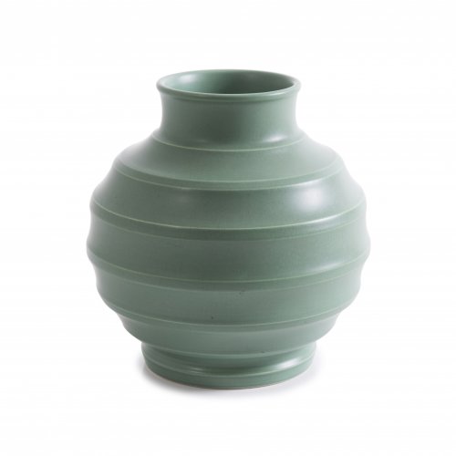 Vase 'Matt Green', 1933-39