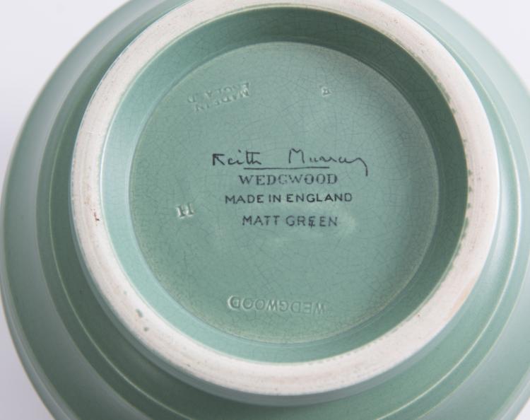 Bild 2 zu Objekt, Vase 'Matt Green', 1933-39, Wedgwood, Etruria, 137B 373