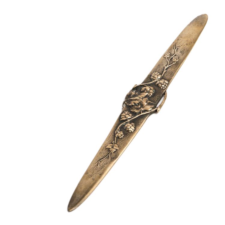 Hauptbild zu Objekt, 'Hops' paper knife, c1910, Dominique Alonzo, Alonzo, Dominique, 135 385