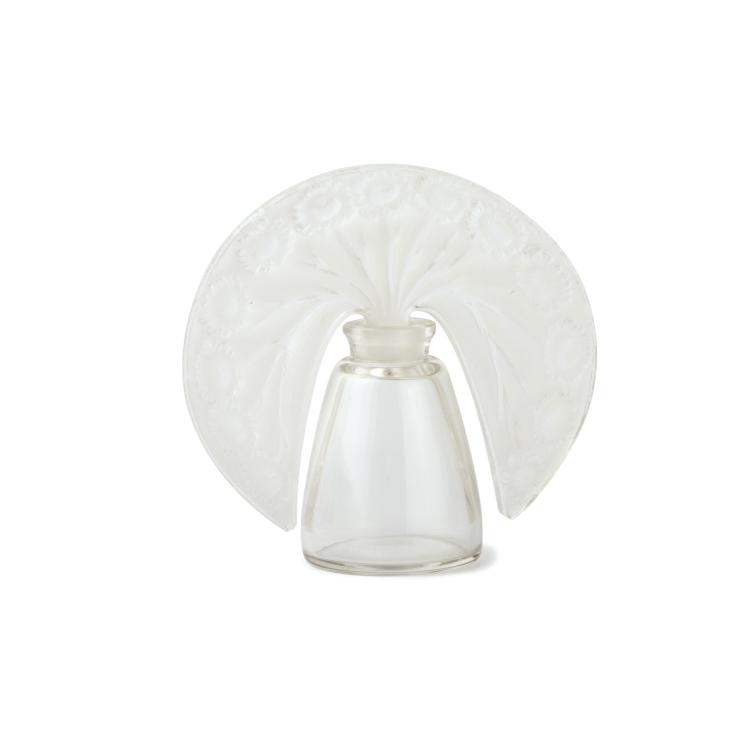 Hauptbild zu Objekt, 'Paquerettes' flacon for Roger & Gallet, 1913, Lalique, Ren&eacute;, Combs-la-Ville, 135 170