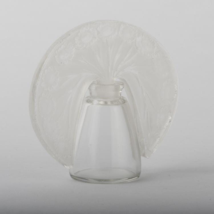 Bild 2 zu Objekt, 'Paquerettes' flacon for Roger & Gallet, 1913, Lalique, Ren&eacute;, Combs-la-Ville, 135 170