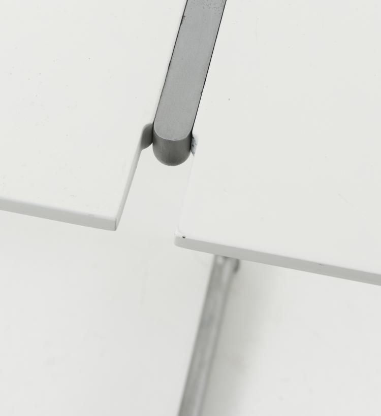 Bild 3 zu Objekt, HIFI - Untergestell 'Kangaroo', 1967, Dieter Rams, Braun AG, Frankfurt, 137B 458