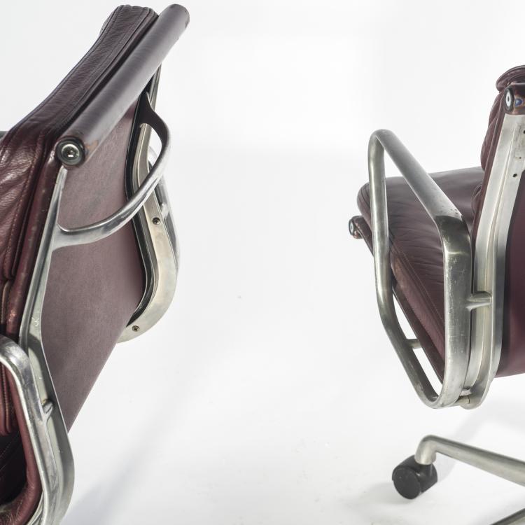 Bild 1 zu Objekt, Zwei B&uuml;rodrehst&uuml;hle 'Soft Pad', 1969, CF Cadsana, Mailand f&uuml;r Herman Miller, Zeeland, 137B 472